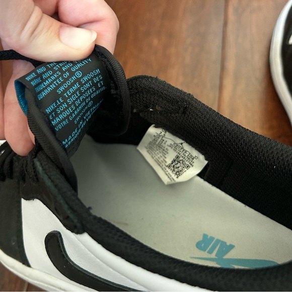 Nike Air Jordan sneakers - Picture 9 of 11